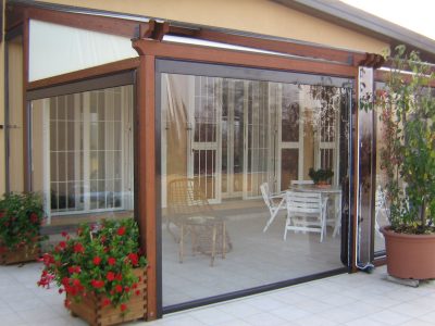 Автоматические мягкие окна для веранды и террасы